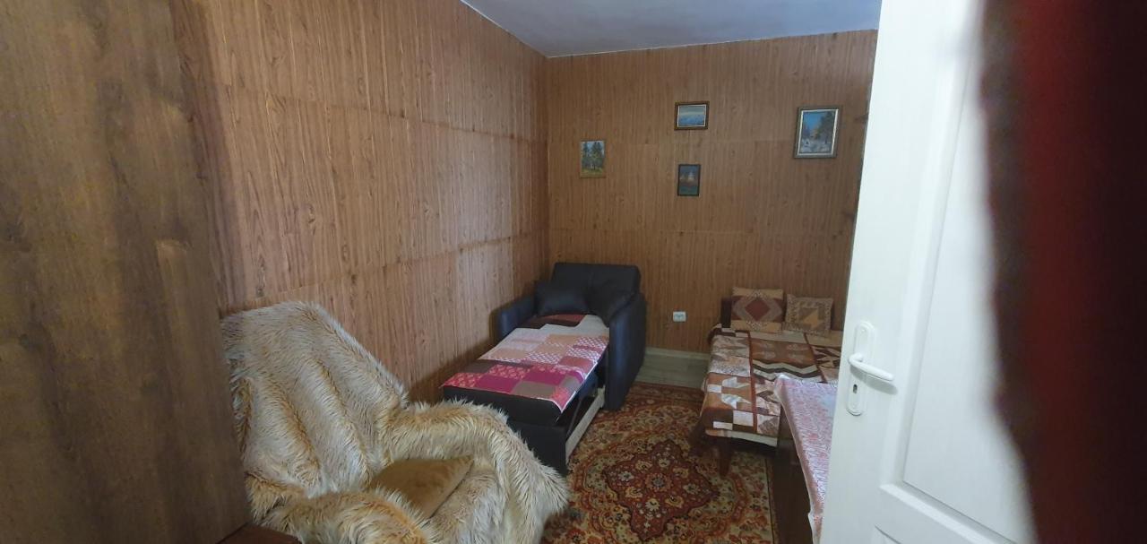 Стая За Гости "Ирина" Balchik Esterno foto